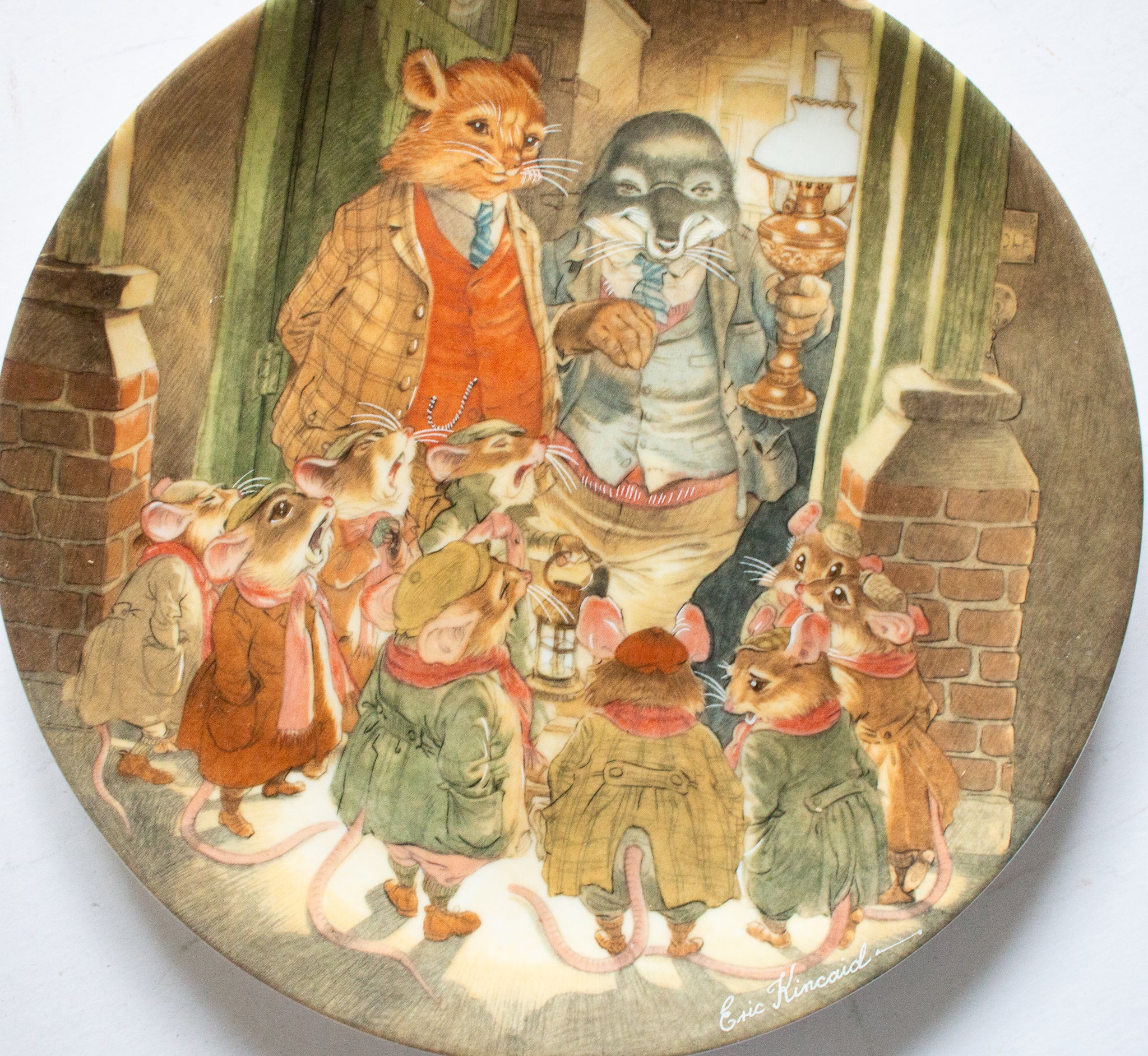 Wedgwood Bone China 'Wind in the Willows' Picture Plate 'The Carol Singers'