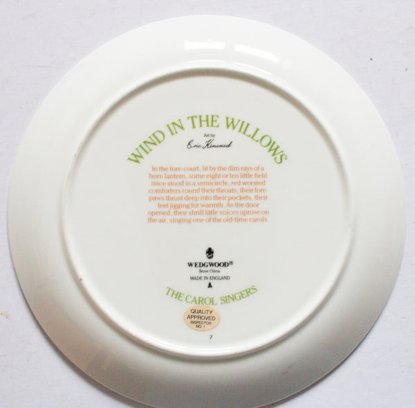 Wedgwood Bone China 'Wind in the Willows' Picture Plate 'The Carol Singers'