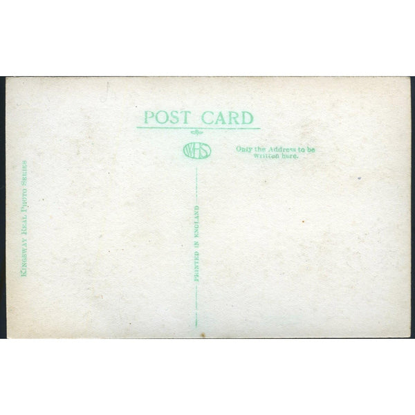 Kingsway Real Photo Series Postcard 'Pickwick's Room, Great White Horse Hotel, Ipswich'
